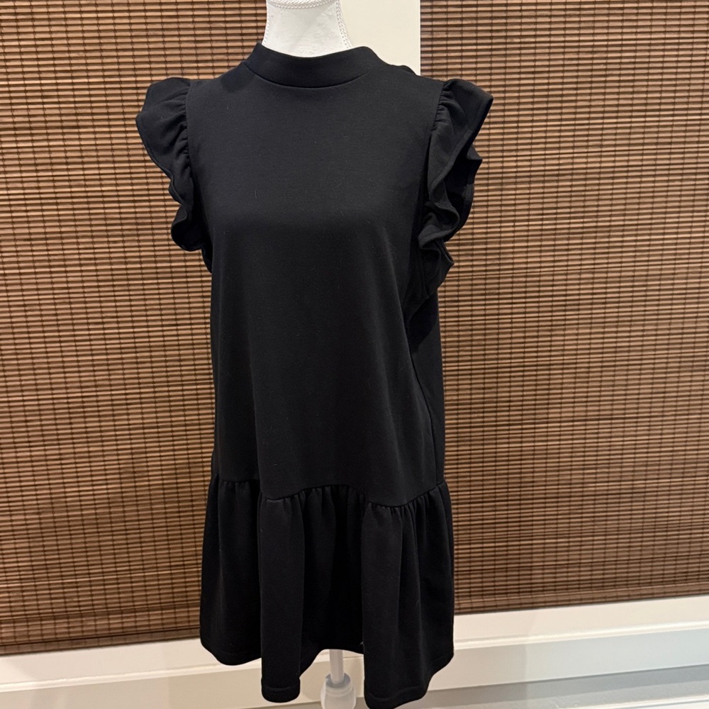 Black ruffled sleeves dress size medium GUC